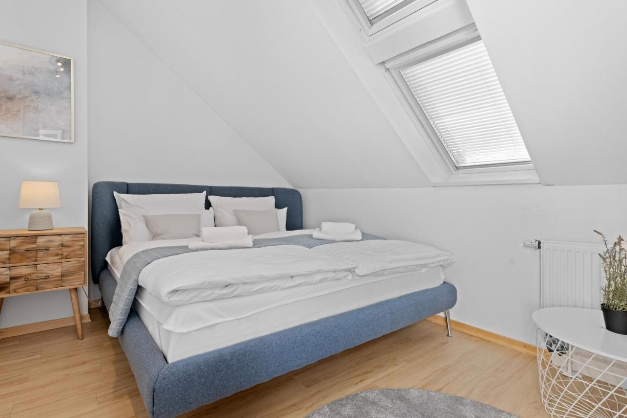 Stilvolle Wohnung: Private Dachterrasse - Zentral Augusta Esterno foto