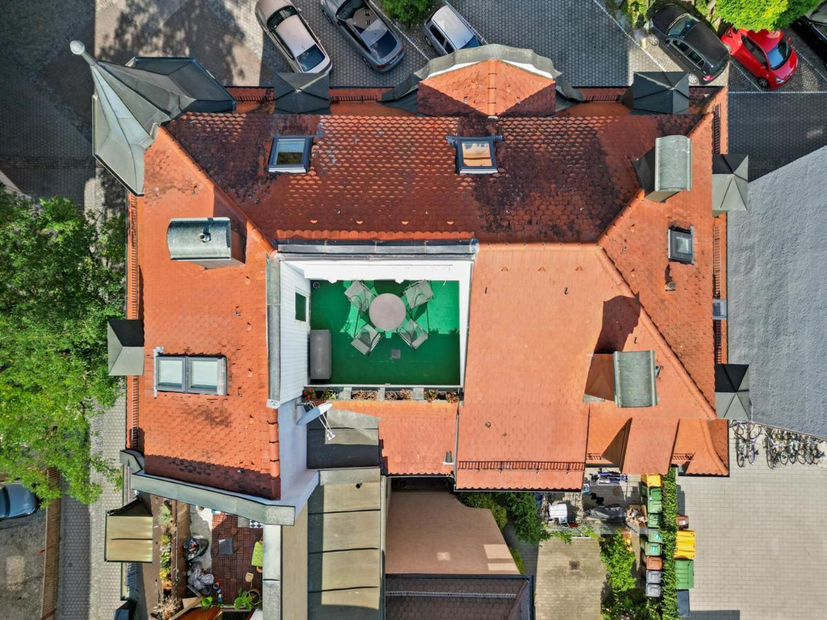 Stilvolle Wohnung: Private Dachterrasse - Zentral Augusta Esterno foto